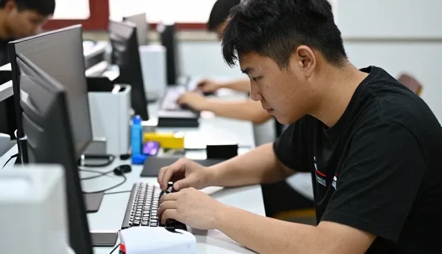 北京鼎盈天成珠宝有限公司提供适合电子产品的终端商户